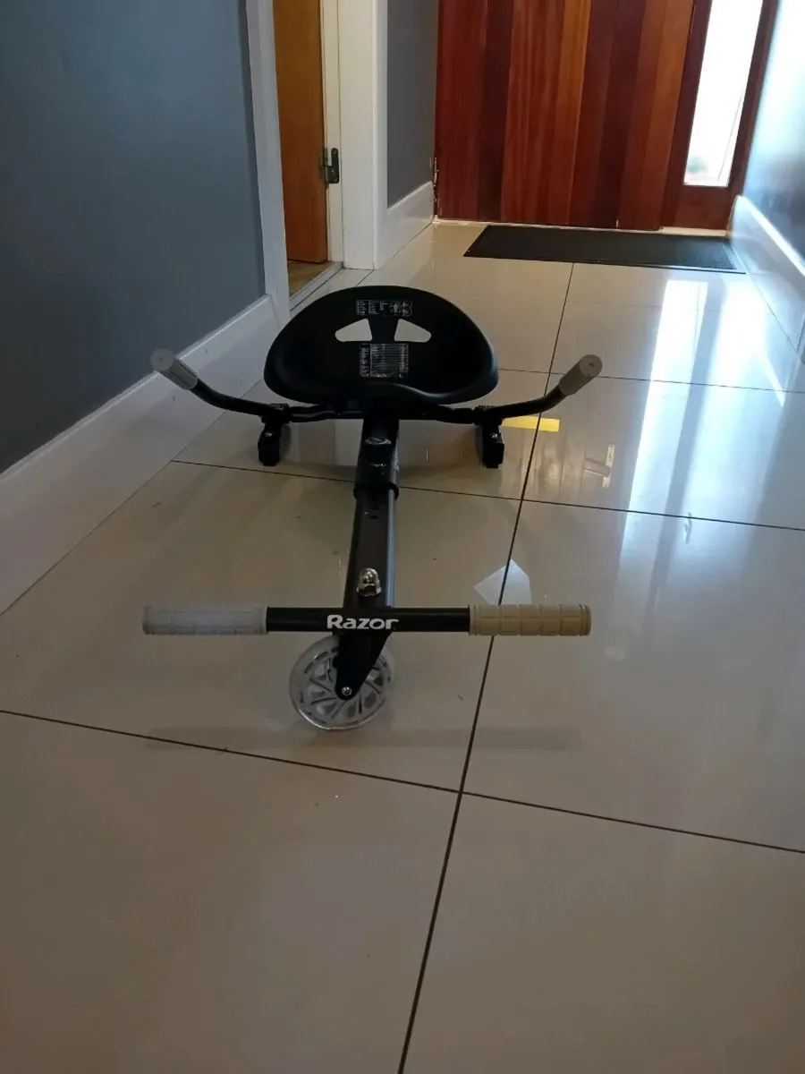 Attachement frame for Hoover Board - Image 1