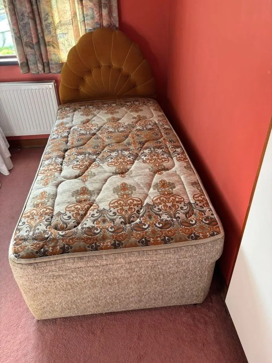 Beds for sale - Image 3