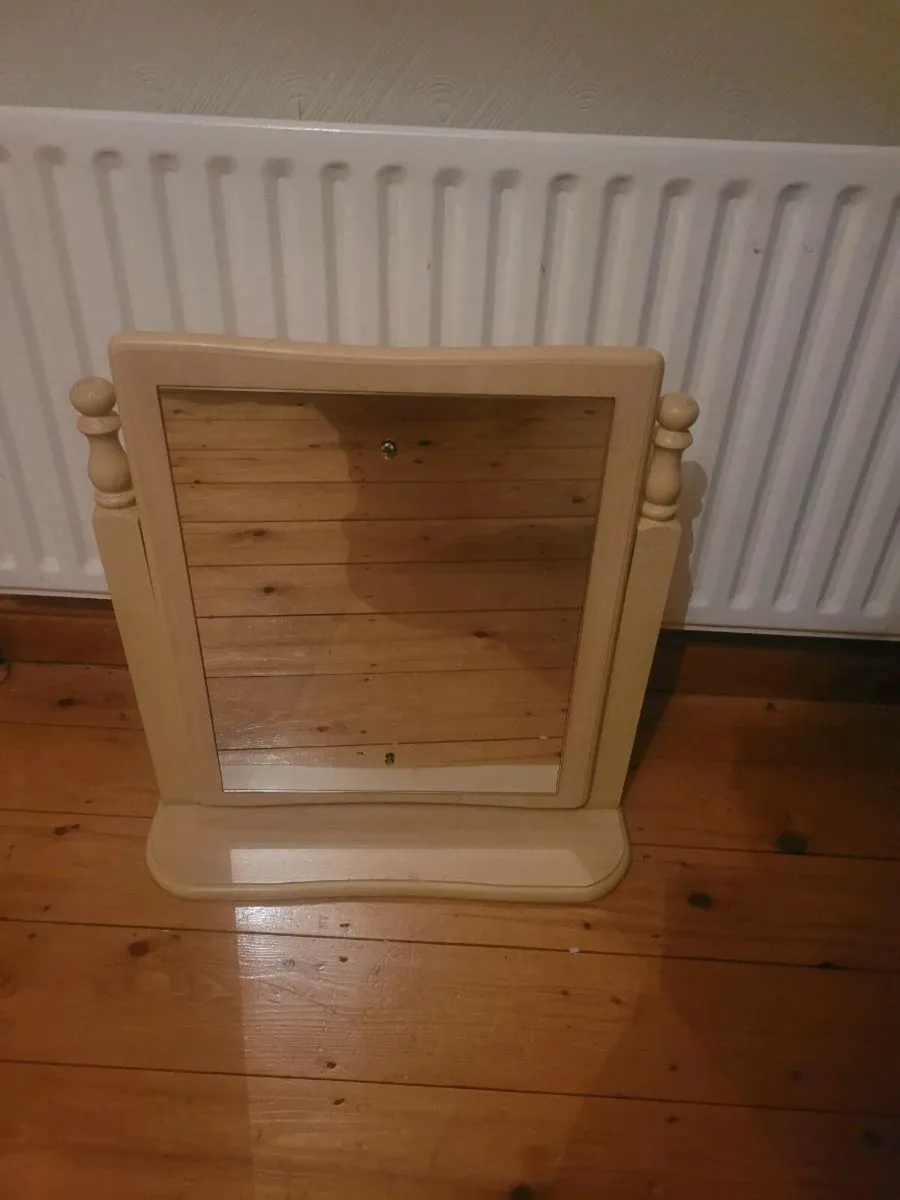 Vanity Mirror - Image 1