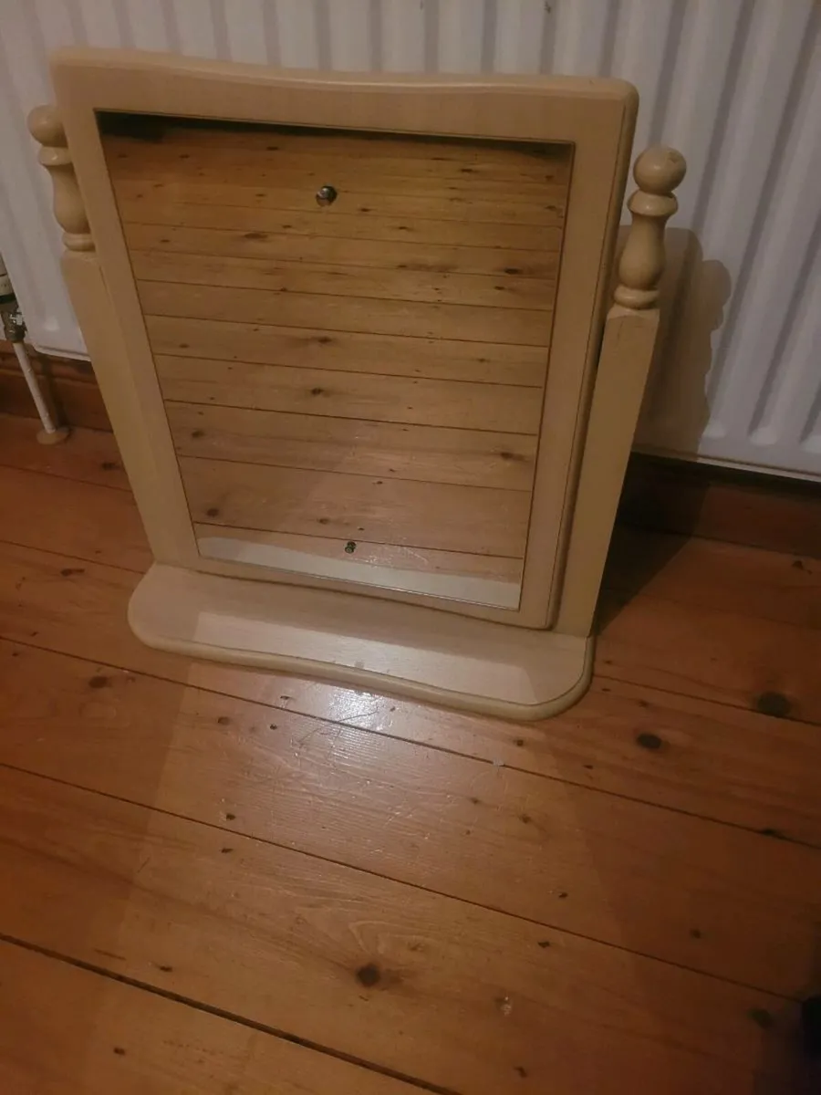 Vanity Mirror - Image 3