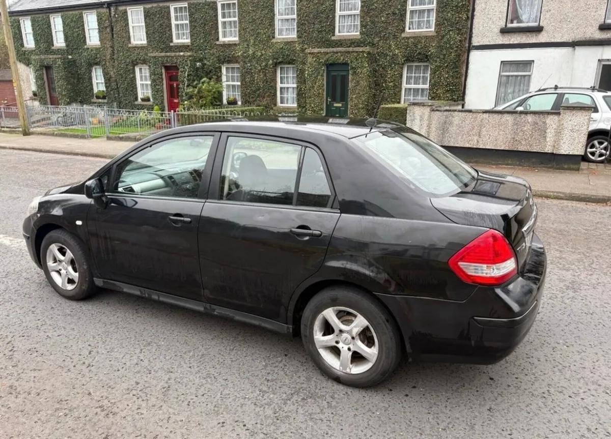 2008 Nissan tiida NCT 02.26 tax 12.25 - Image 2