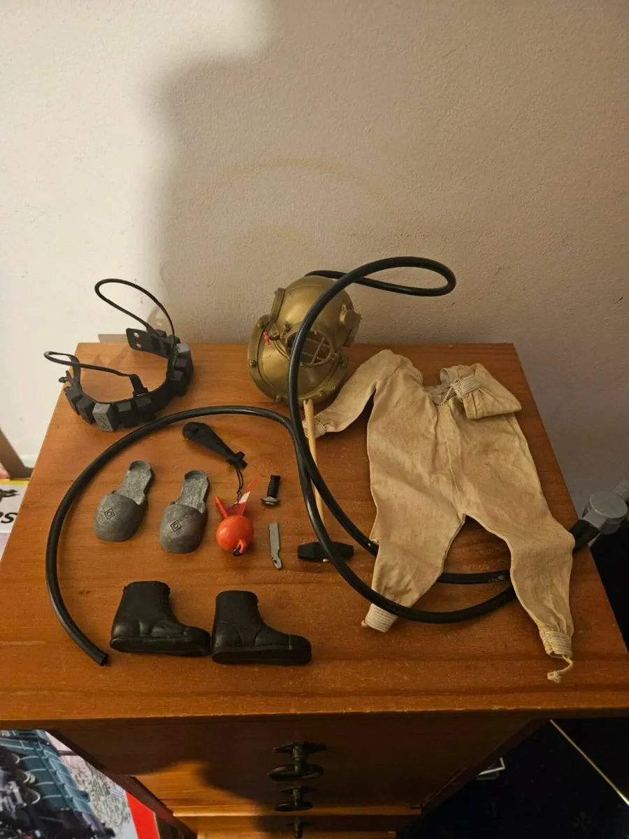 Vintage Action Man Deep Sea Diver Outfit - Image 1