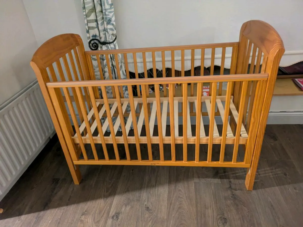 Cosatto Cot - Image 1