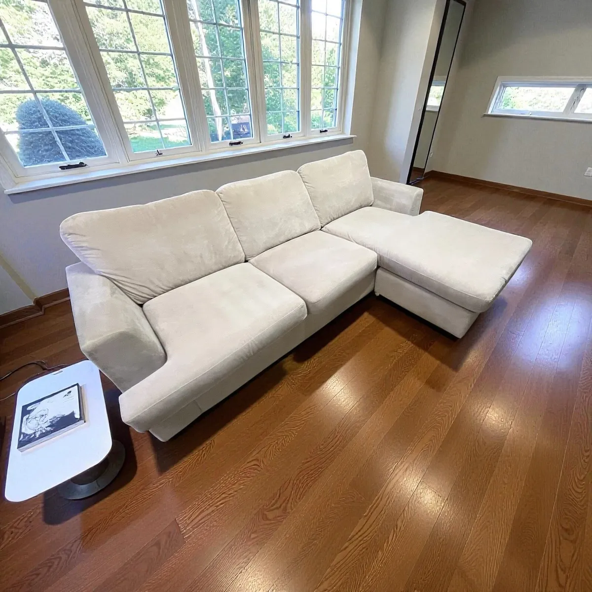 Grey corner with matching chair - Image 4