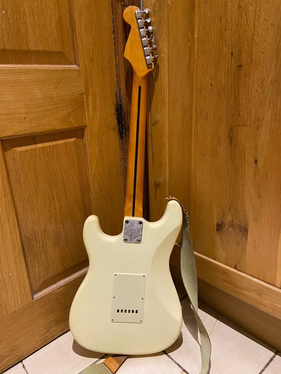 Stratocaster copy guitar - Image 3