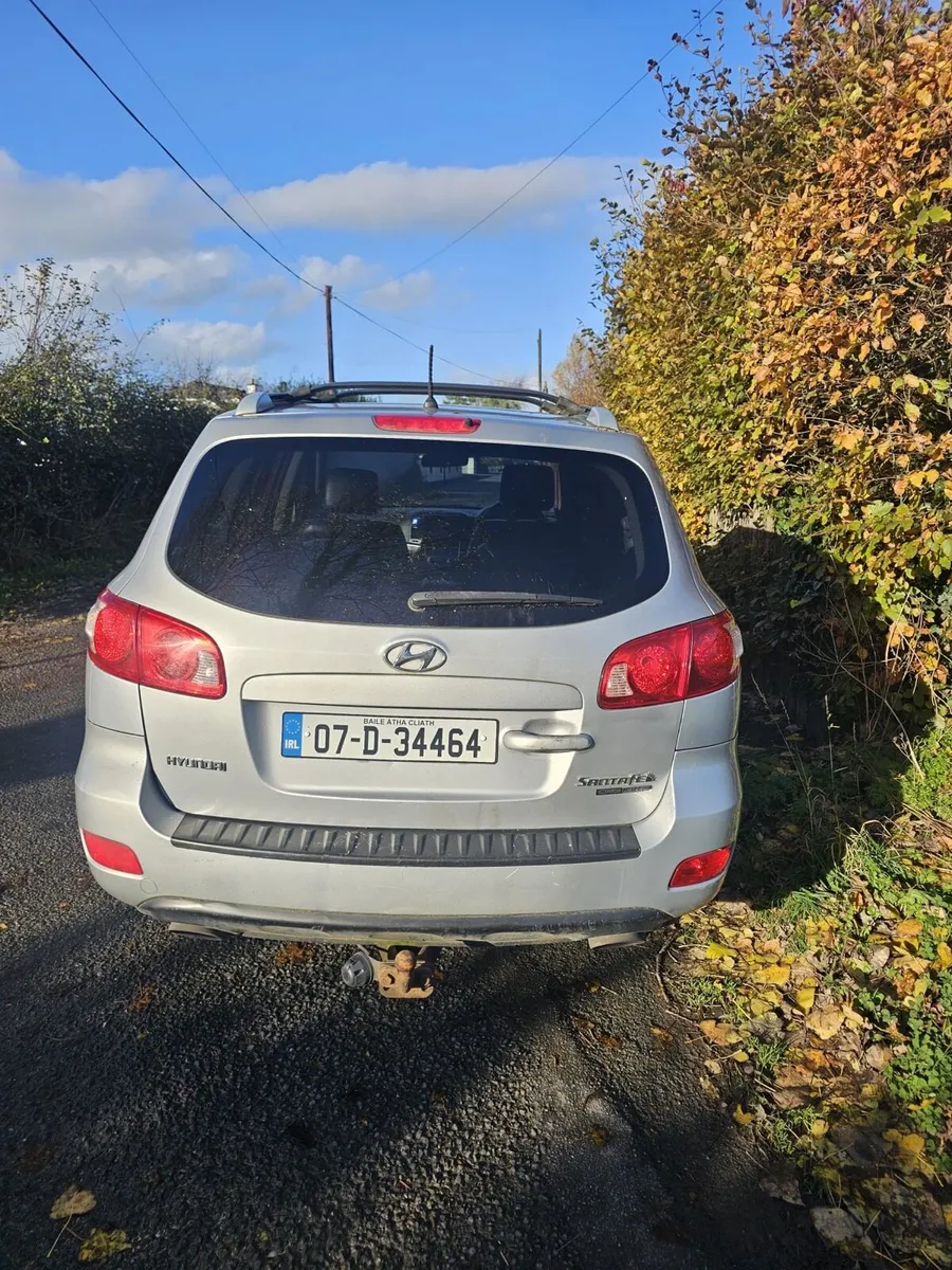 Hyundai Santa Fe crew cab 2007 - Image 1