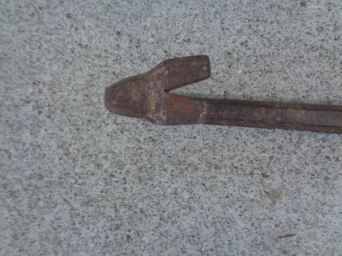 Nail Bars x 2 for Sale - Image 3