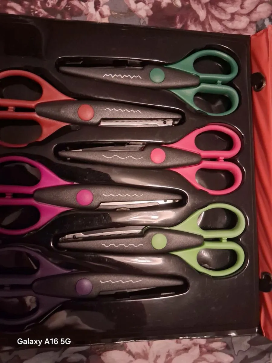 Scissors - Image 2