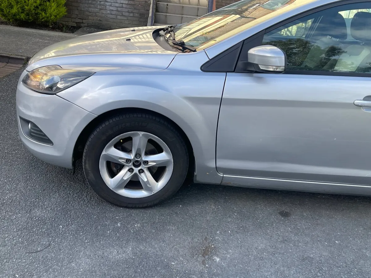 Ford Focus 2009 - Image 3