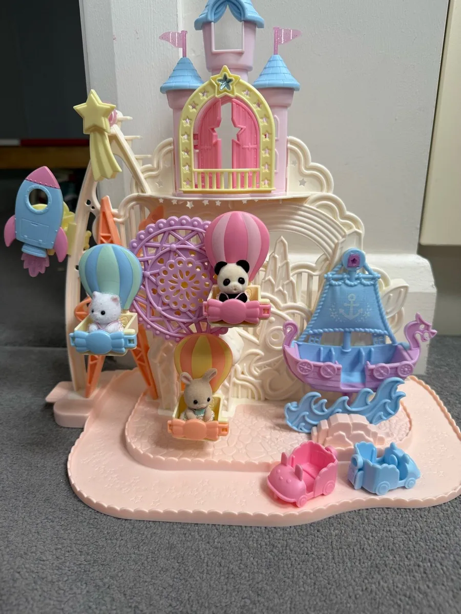 Sylvanian Families Baby Amusement Park,Cloud Train - Image 2
