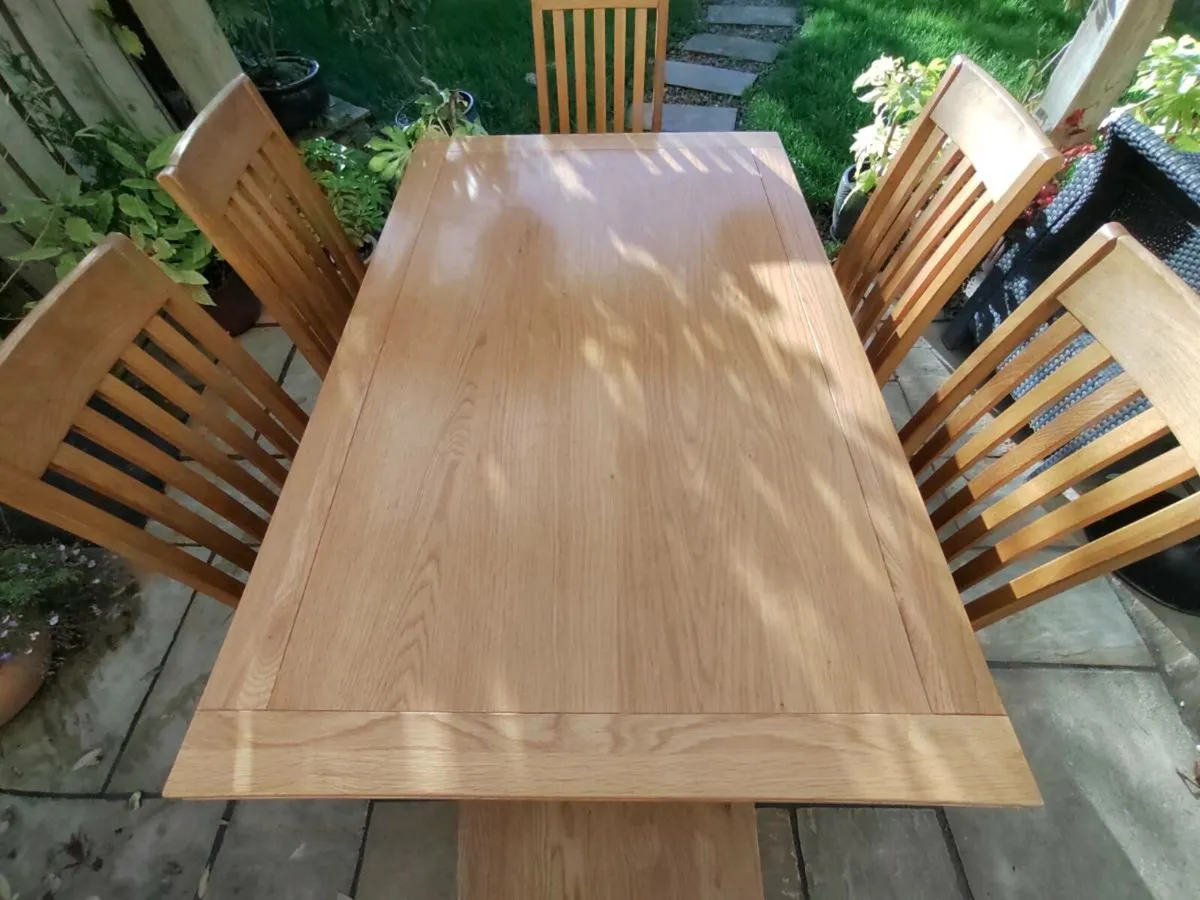 Kitchen dining table - Image 2