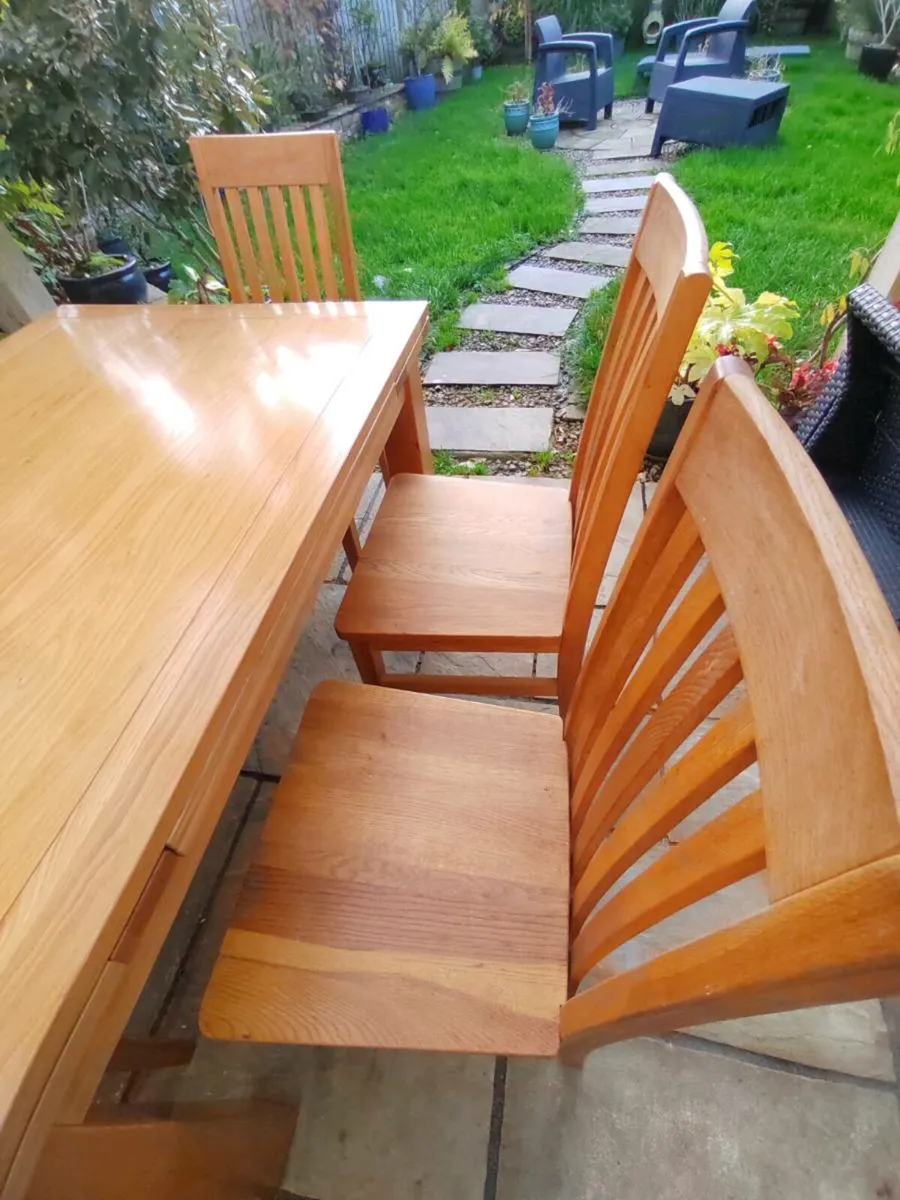 Kitchen dining table - Image 3