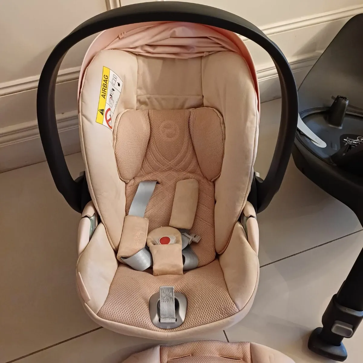 Cybex Cloud T i-Size PLUS Rotating Baby Car Seat - - Image 2