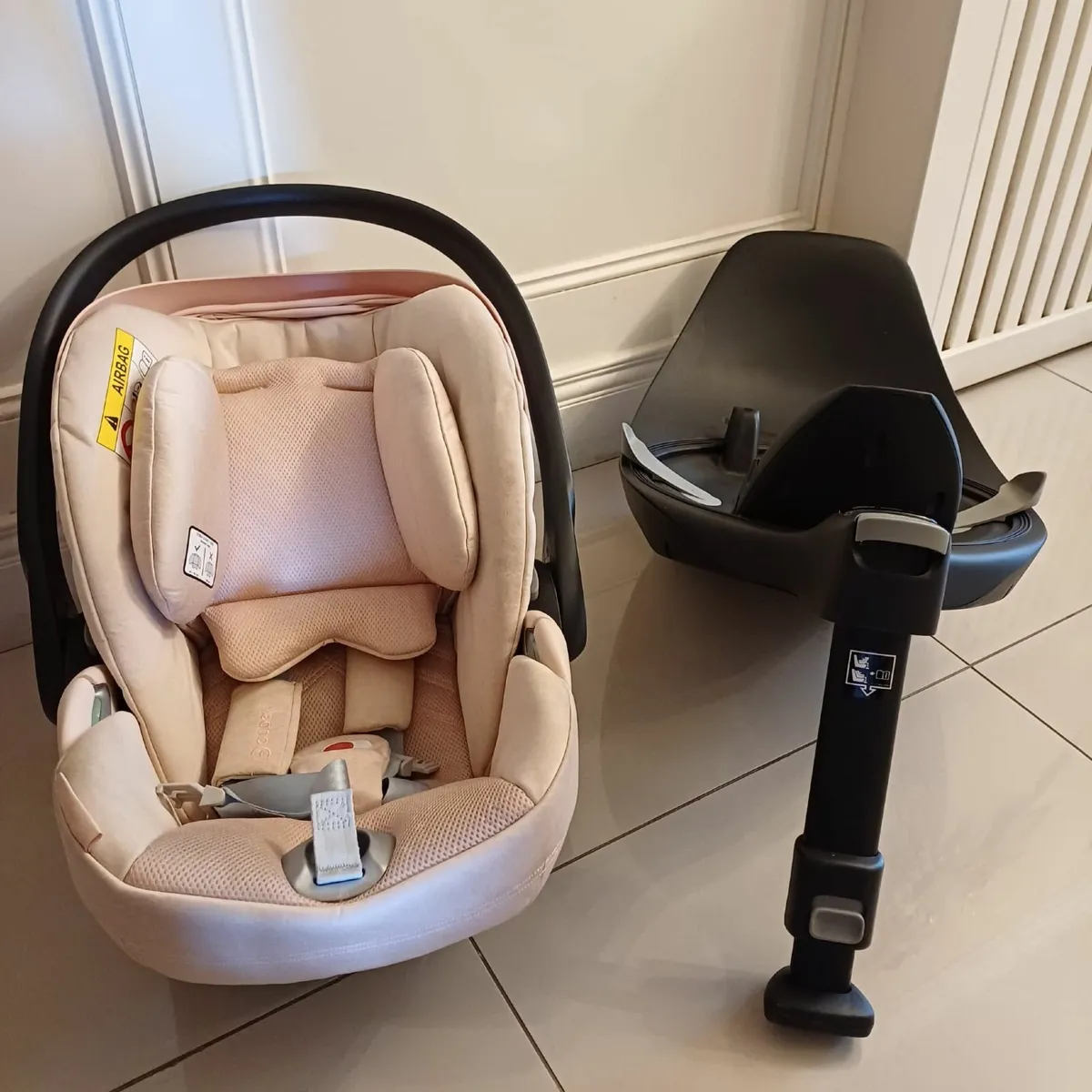 Cybex Cloud T i-Size PLUS Rotating Baby Car Seat - - Image 1