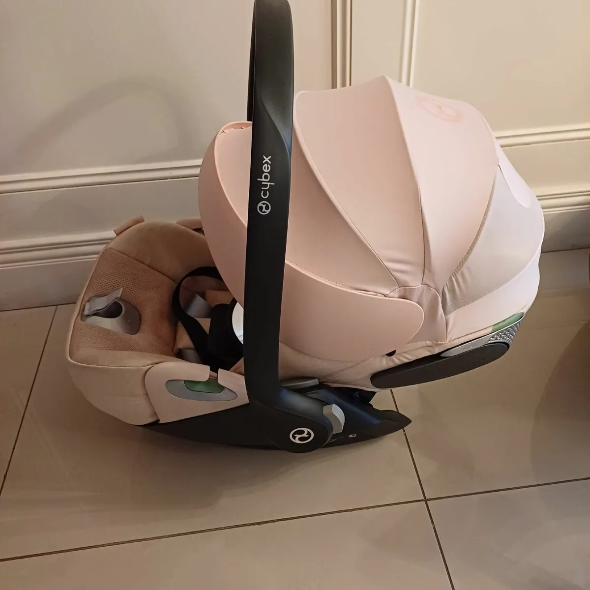 Cybex Cloud T i-Size PLUS Rotating Baby Car Seat - - Image 4