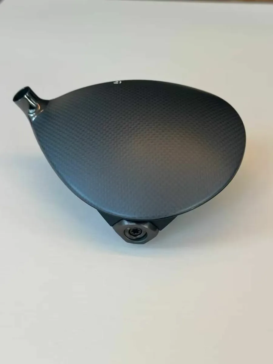 TaylorMade QI35 LS 9.0 Driver - Image 2