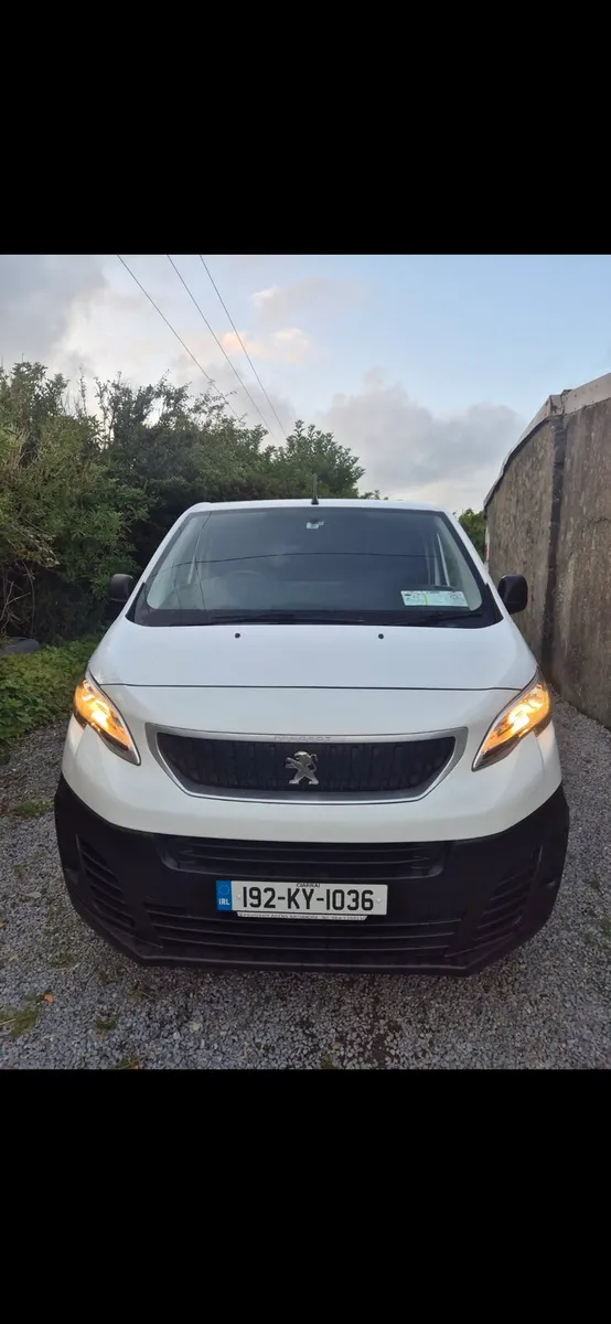2019 Peugeot Expert 120bhp - Image 2