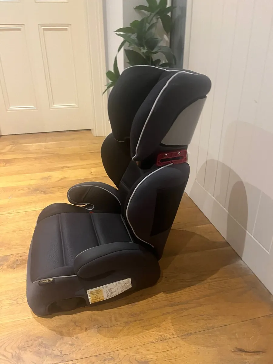 Booster seat with high back - Image 2