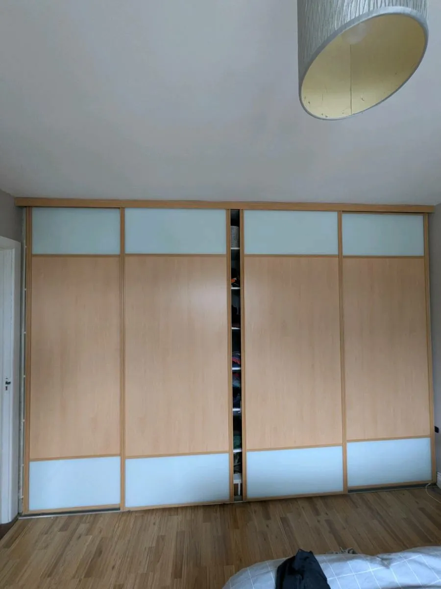 Sliding wardrobe doors/rails - Image 1