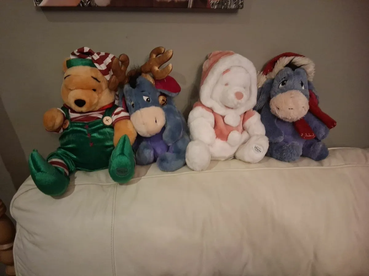 Disney plus toys - Image 3