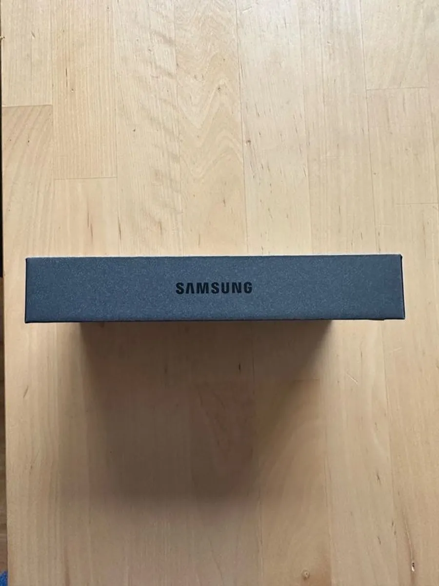 Samsung S25 256gb Unlocked New - Image 2