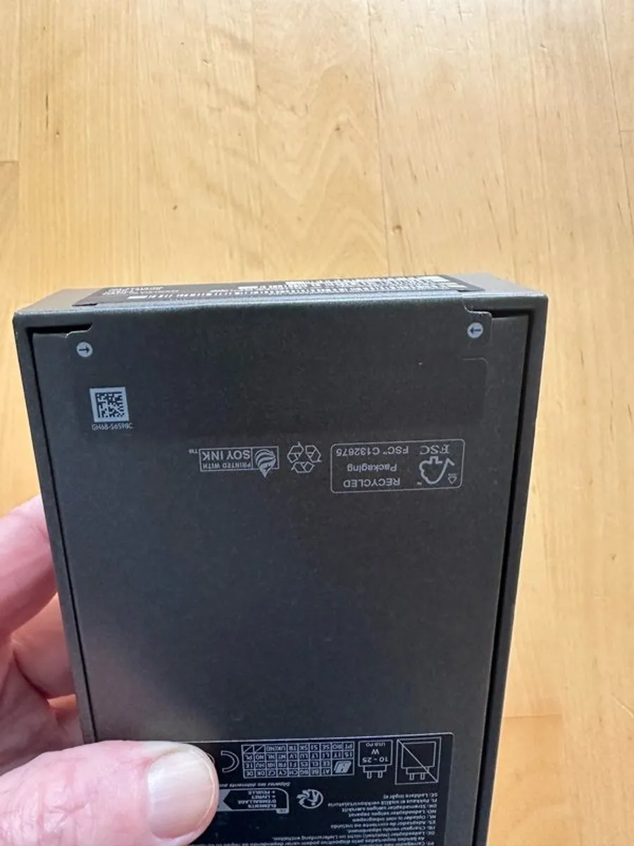 Samsung S25 256gb Unlocked New - Image 4