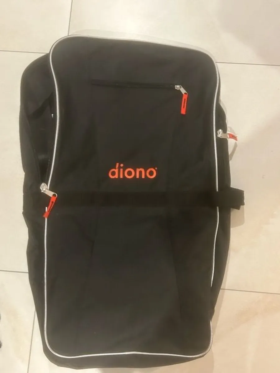 Diono car seat travel bag - Image 1
