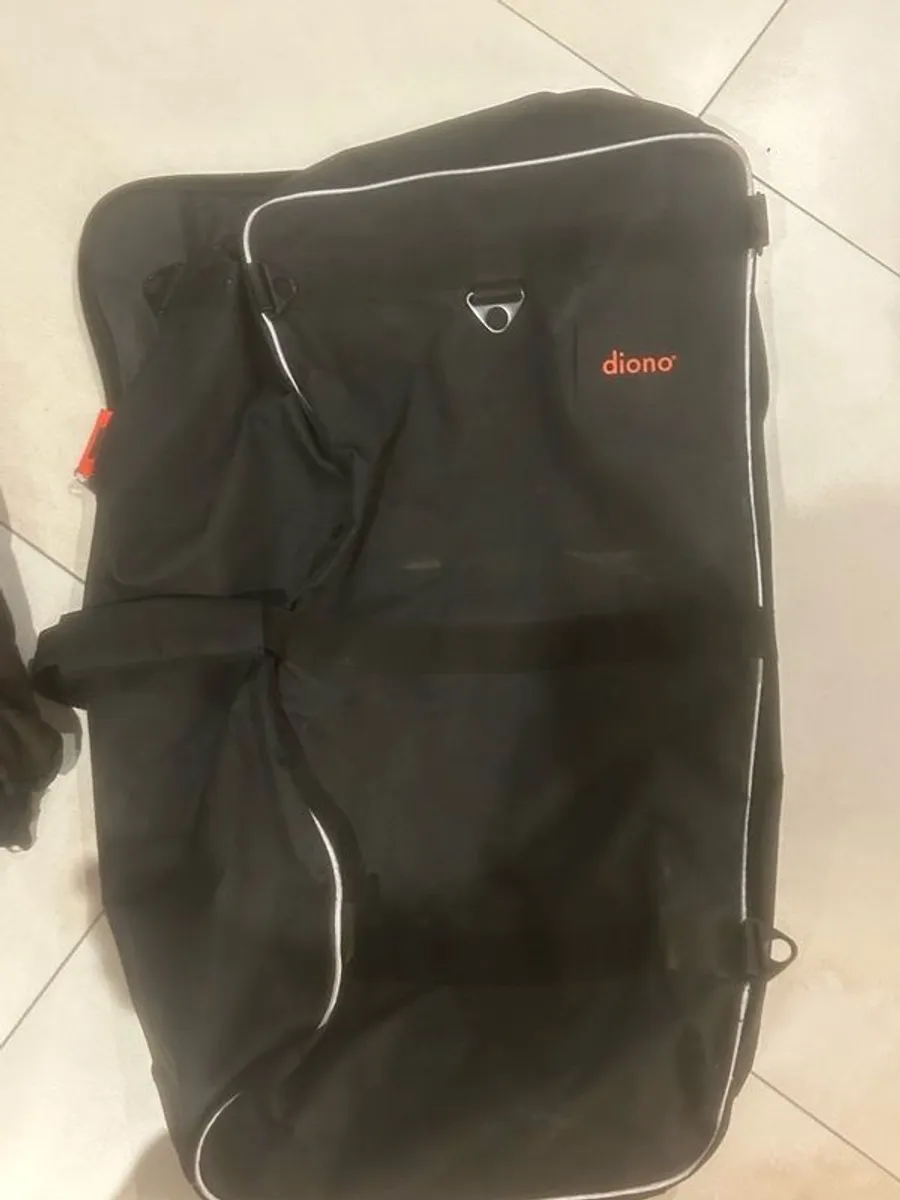 Diono car seat travel bag - Image 2
