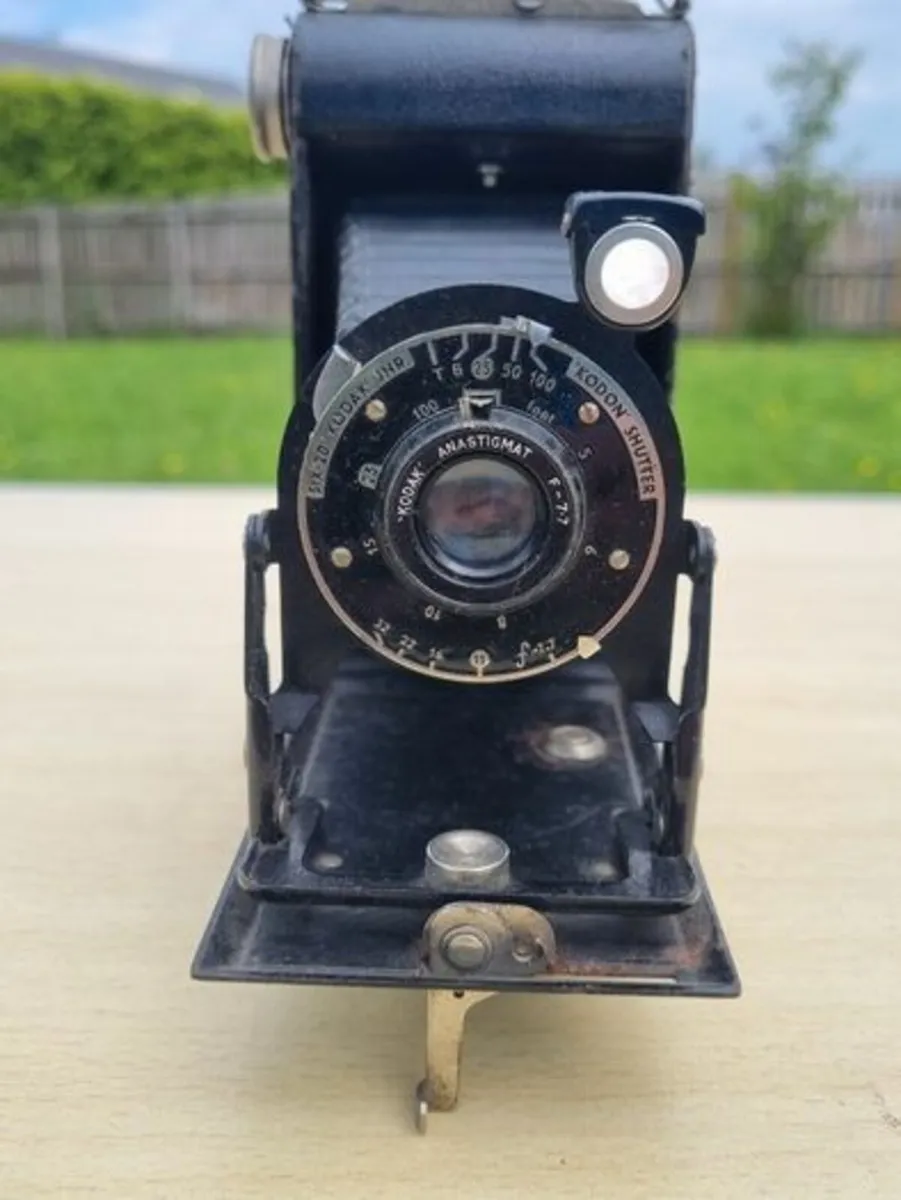 kodak six 20 junior folding camera - Image 1