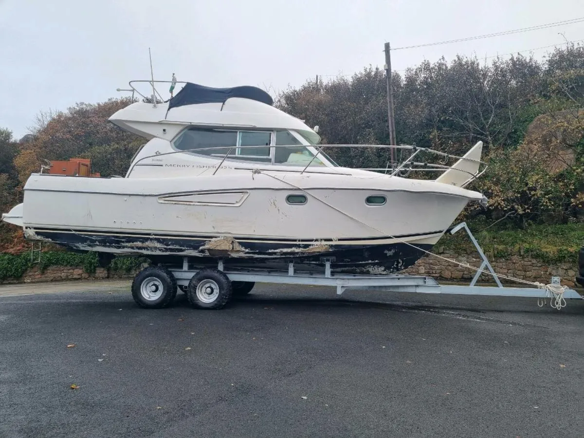 Merryfisher 925 (Project Boat) - Image 1