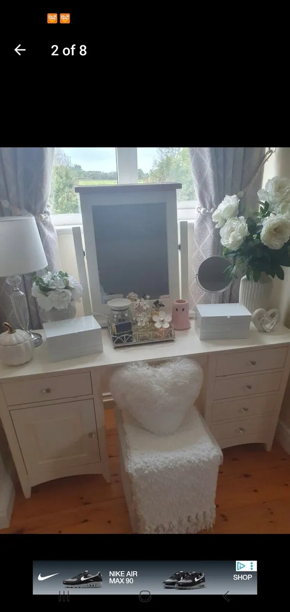 Dressing table - Image 2