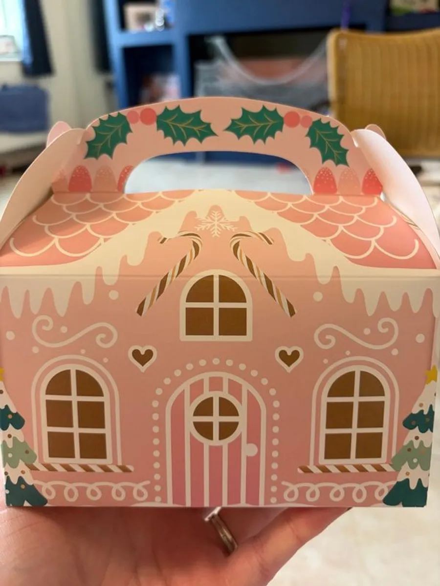 Christmas crafts and treat boxes - Image 3