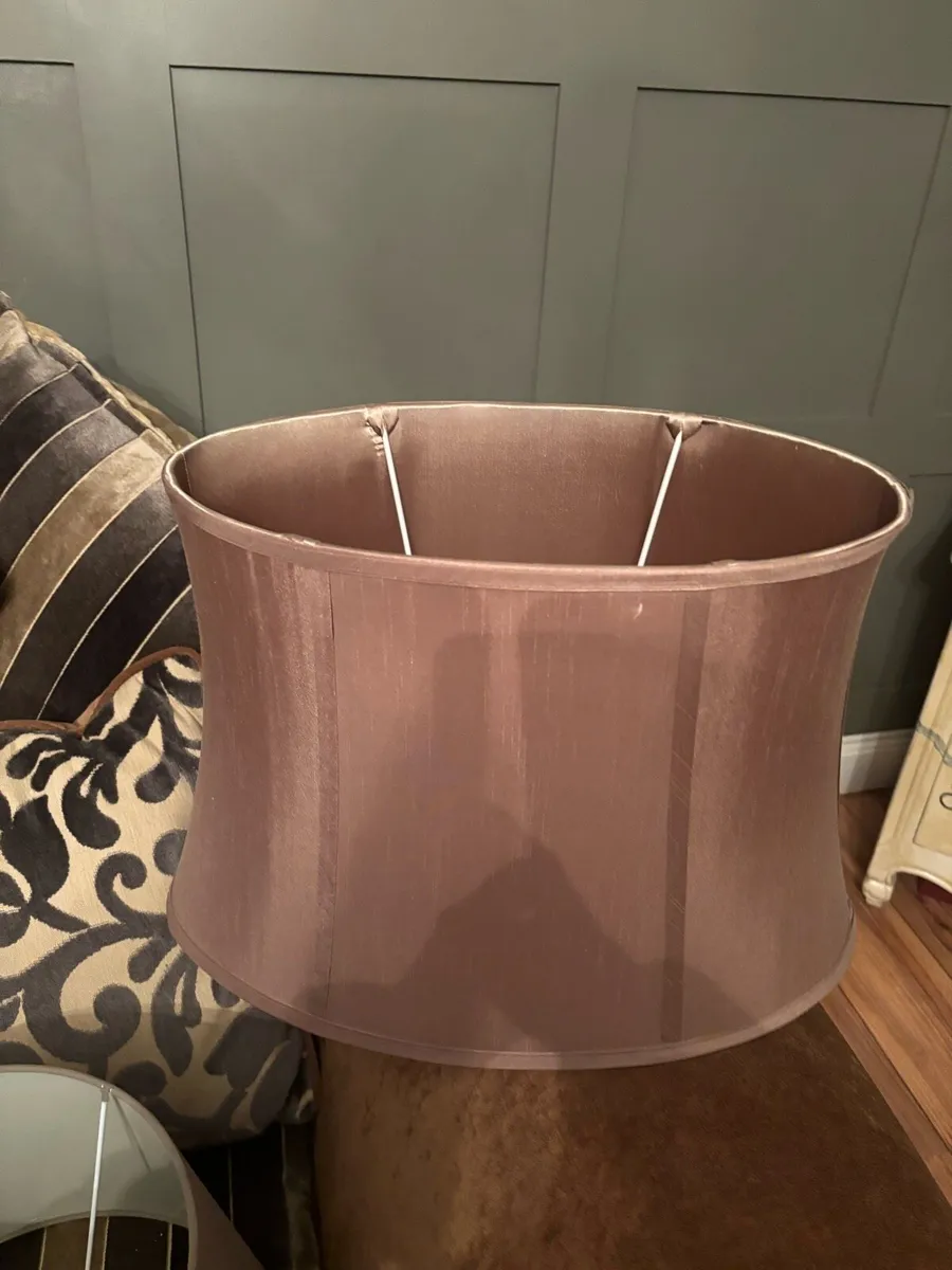 Two lampshades - Image 2