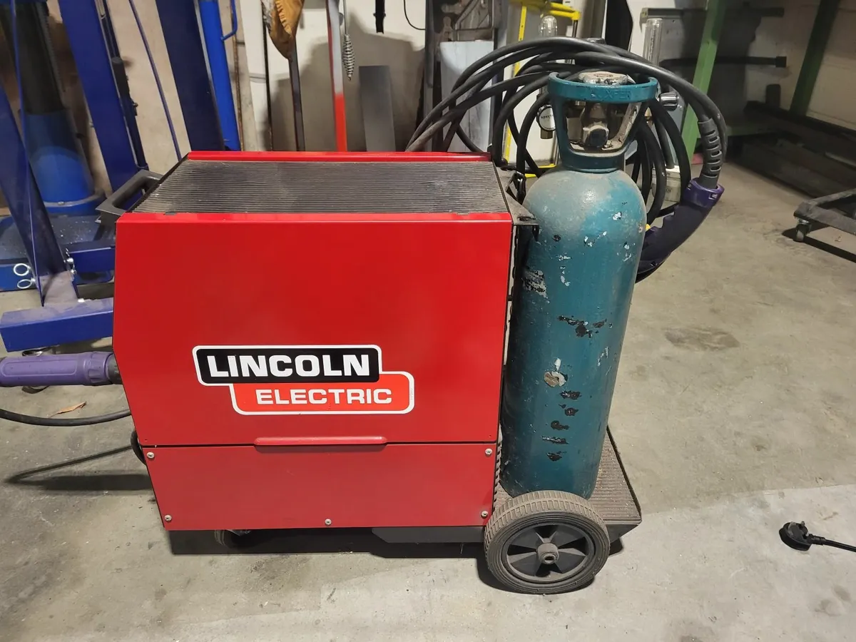 Mig Welder - Image 1