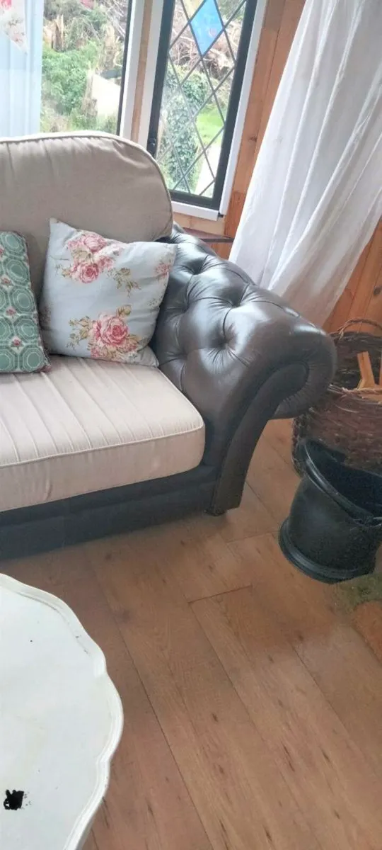 3  seater couch - Image 3