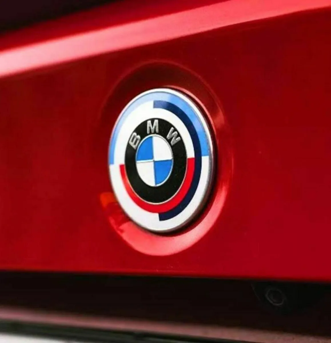BMW Bonnet + Boot badge (50th) FREE POST - Image 3