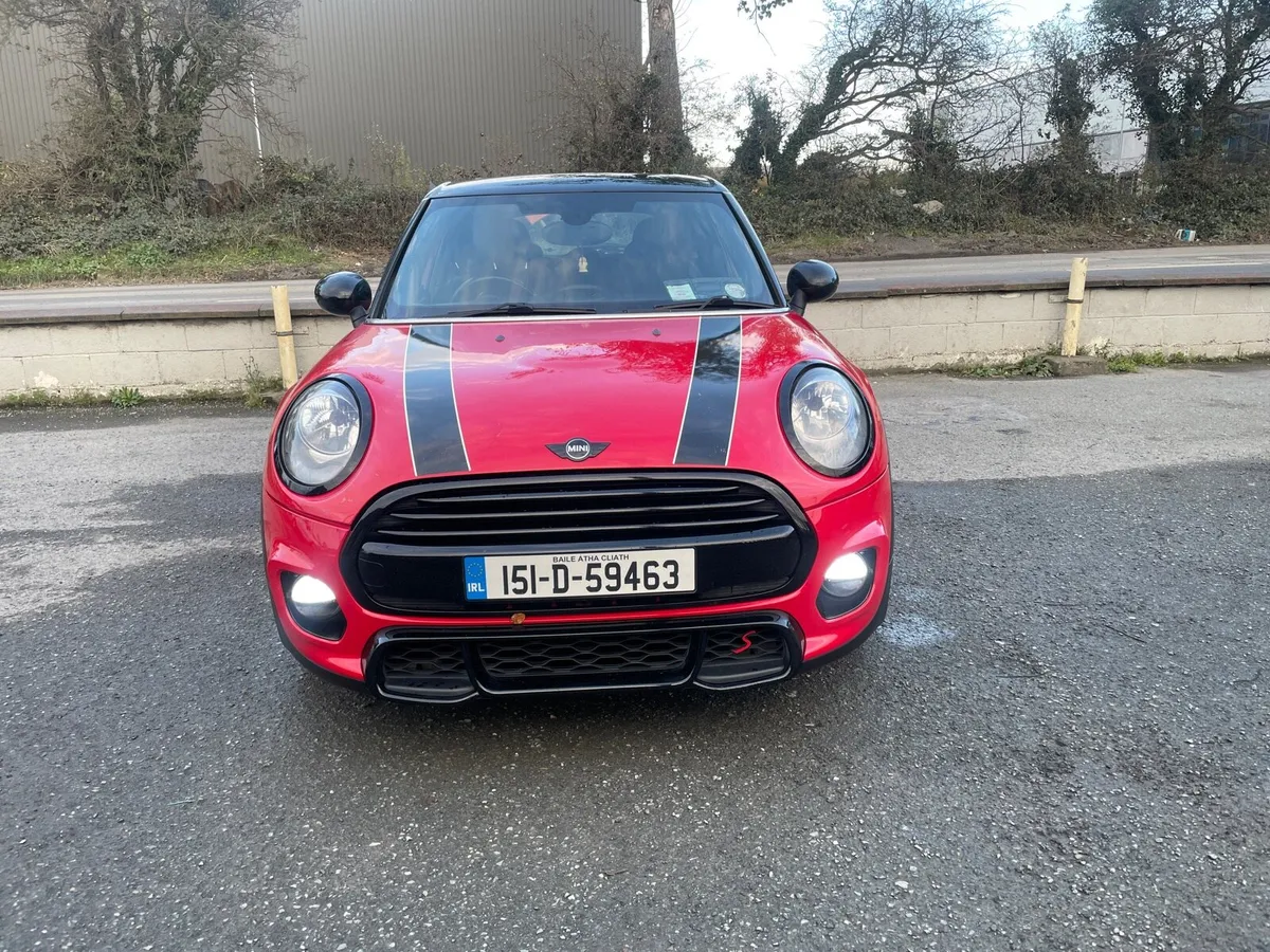 Mini Cooper 1.5 petrol - Image 1