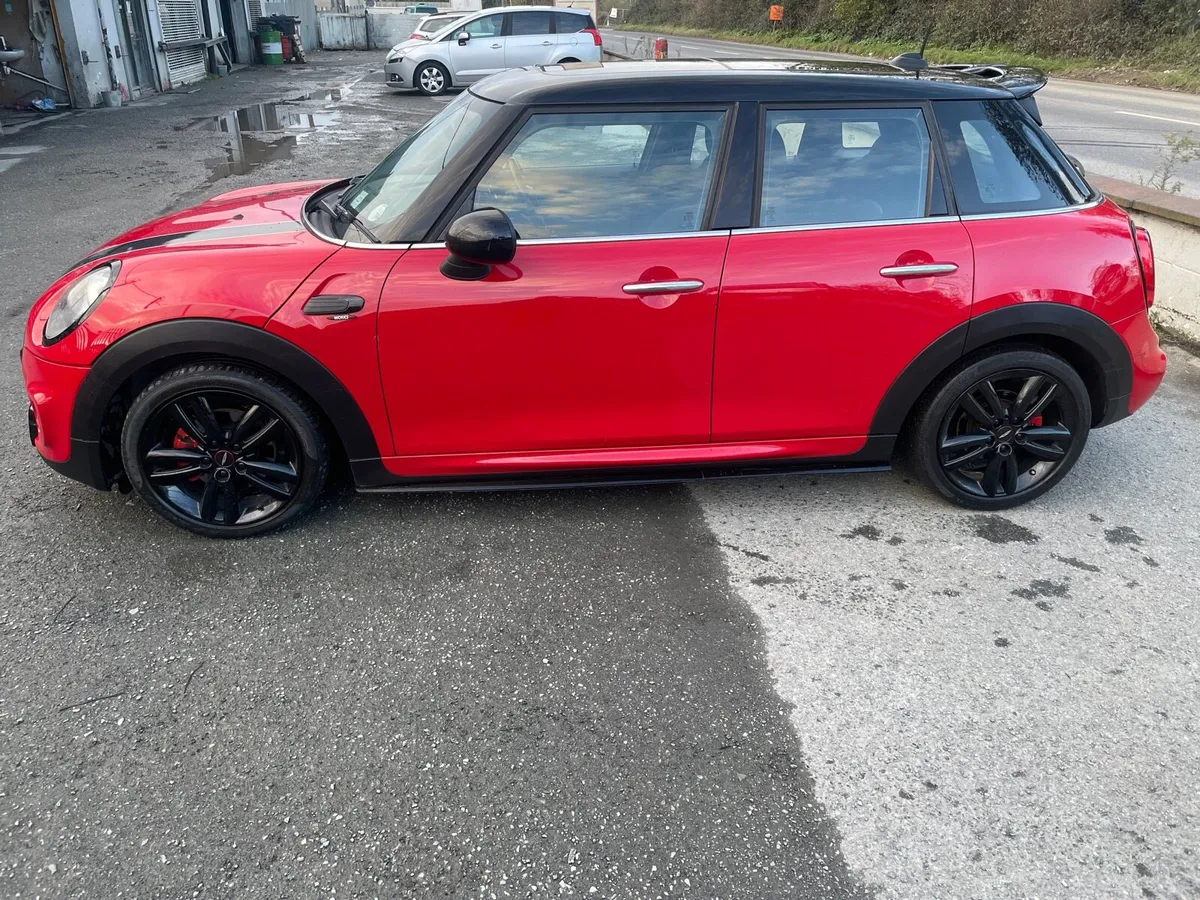 Mini Cooper 1.5 petrol - Image 3