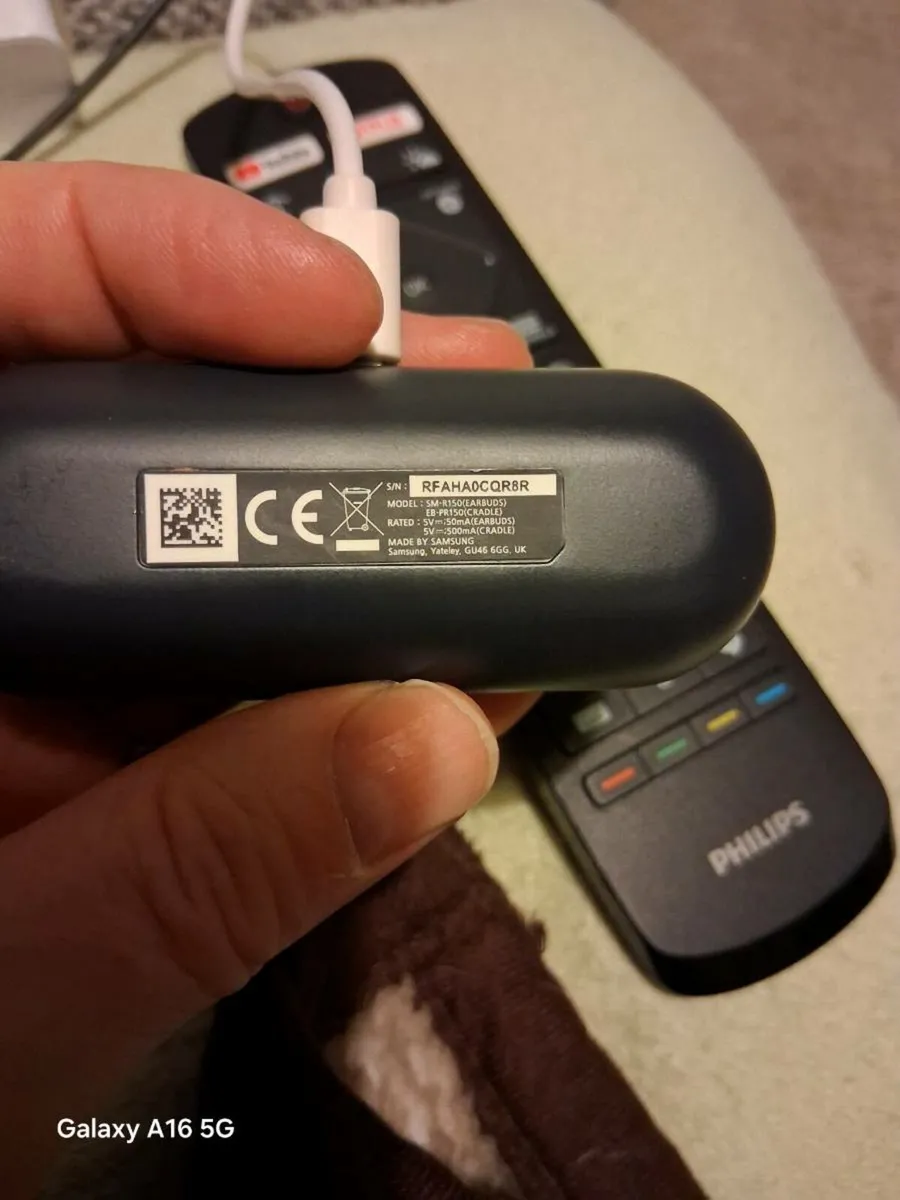 Samsung sm r150 earbuds - Image 4