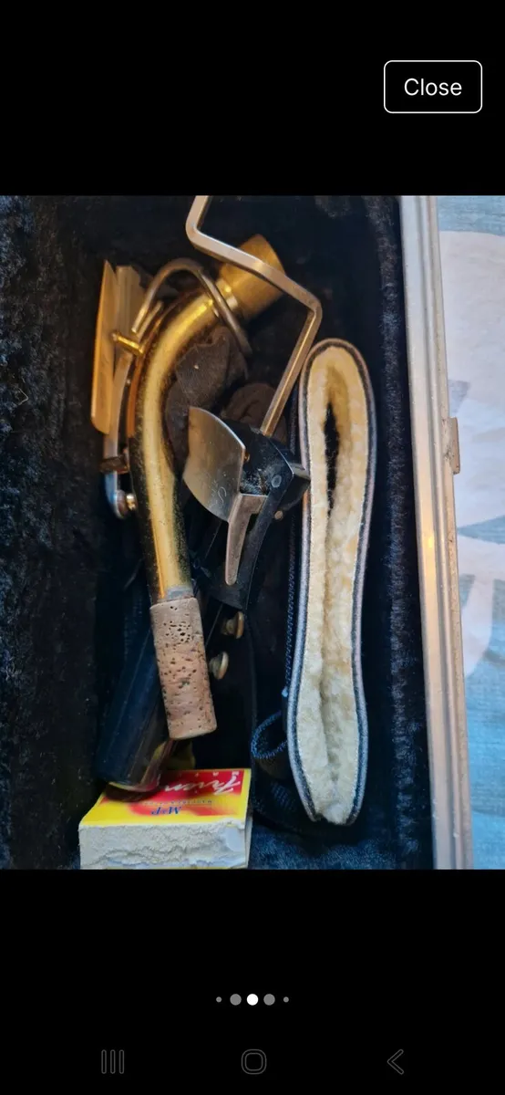 Bundy Selmar Alto Saxophone - Image 4