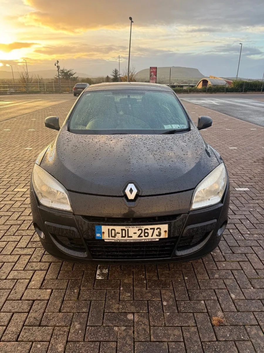 Renault Megane 2010 - Image 2