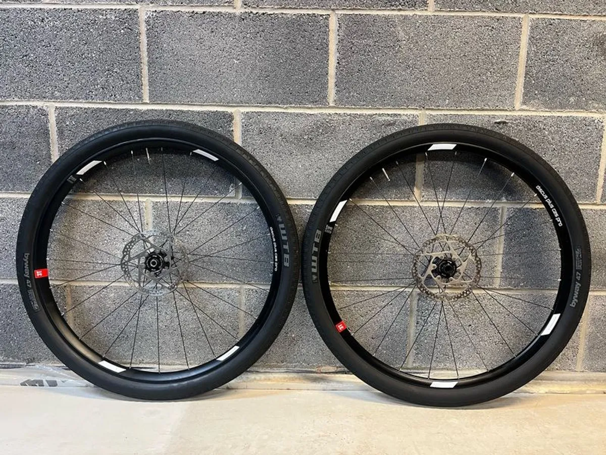 Gravel Wheel-set - Image 1