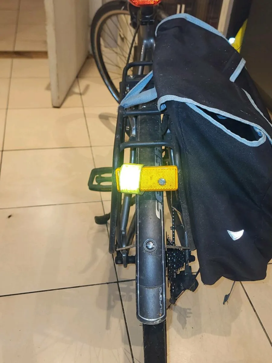 hybrid bike - Image 4