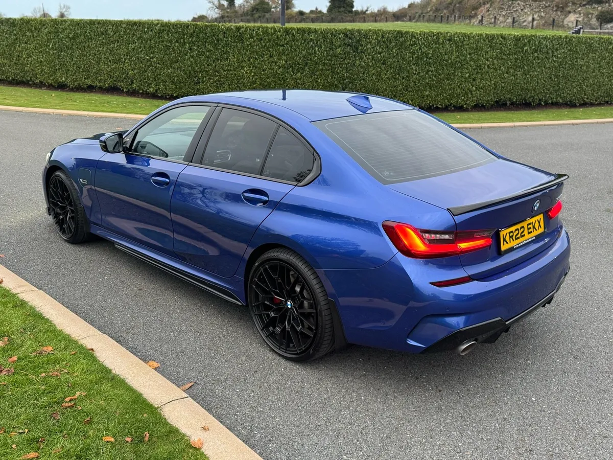 221 BMW 330e / IRISH REG €26950 NI £20950 - Image 4