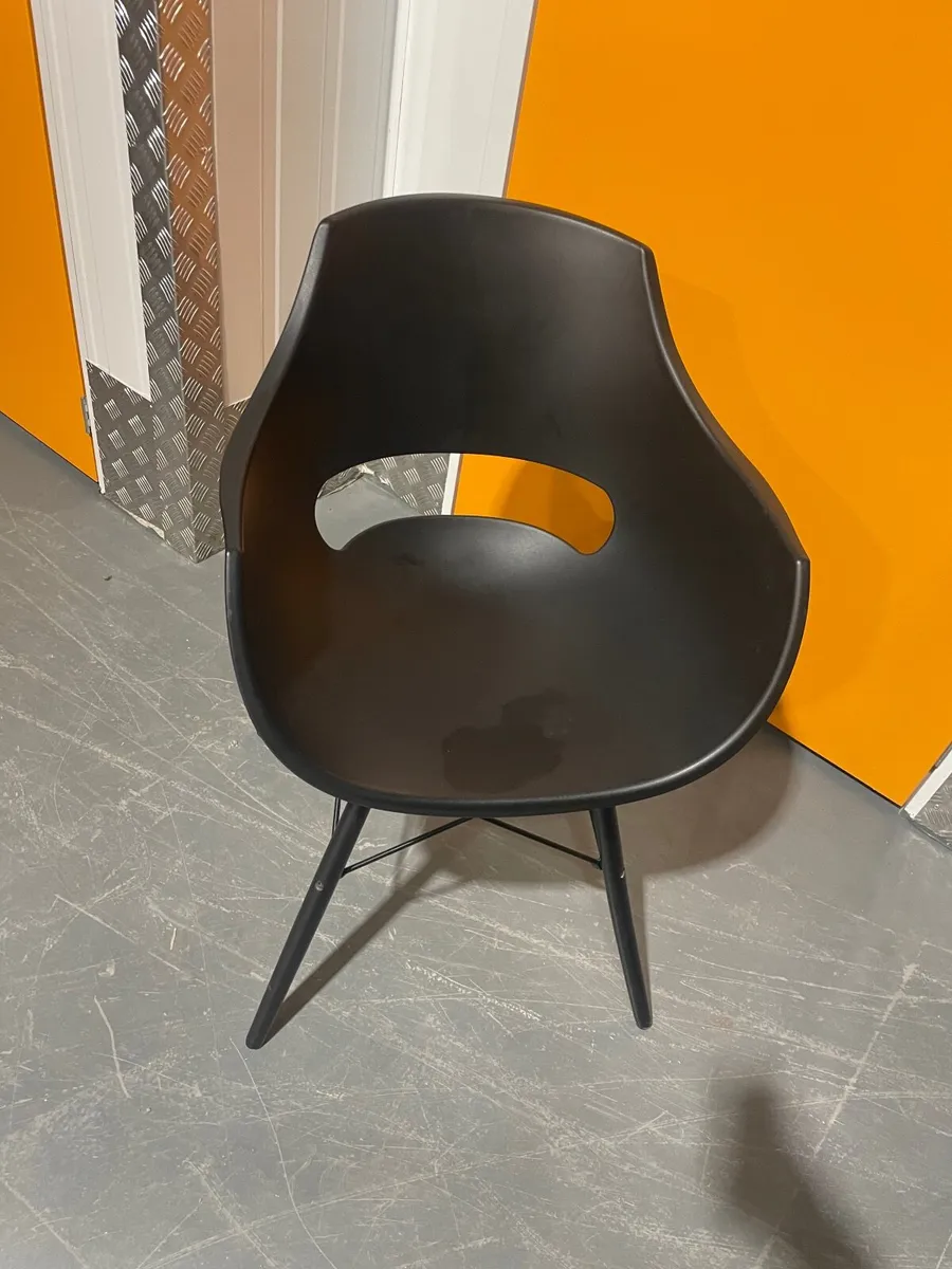 Table , Bench & 4 x Chairs - Image 3