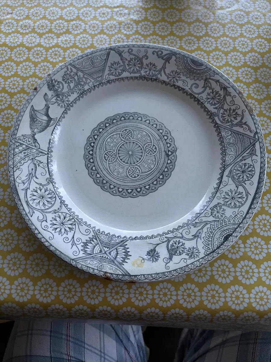 Antique Blythswood Pattern Plate by Bell’s Potter - Image 1