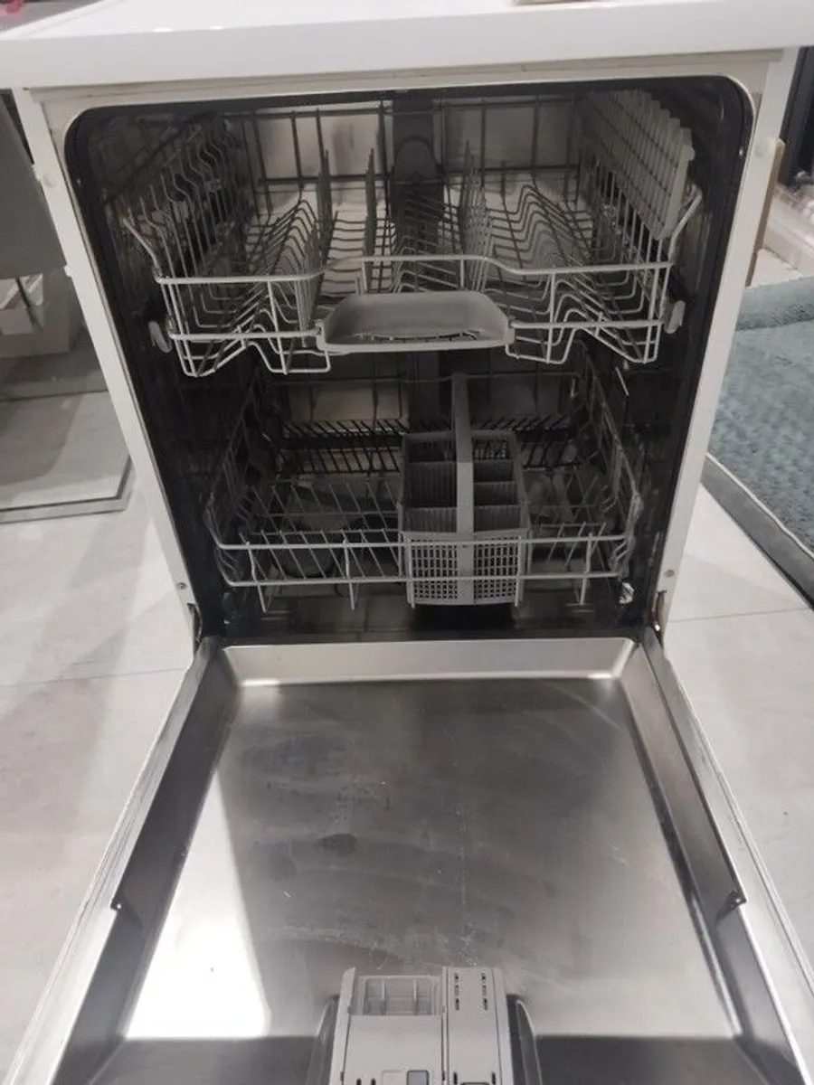 Bosch dishwasher - Image 2