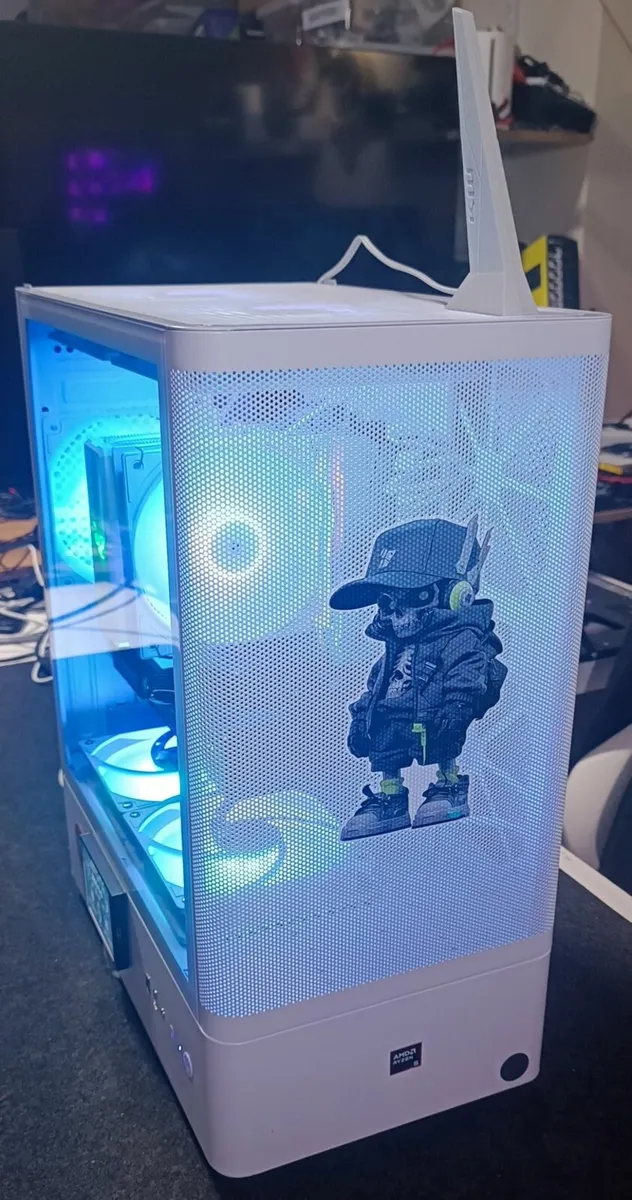Skeleboy Ryzen 5 RX 9060 XT Gaming PC - Image 1