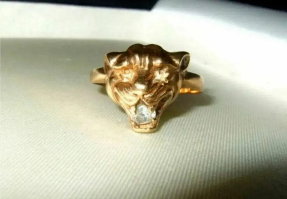 Vintage Hallmarked 9ct Gold Gemset 'Panther' Ring - Image 3