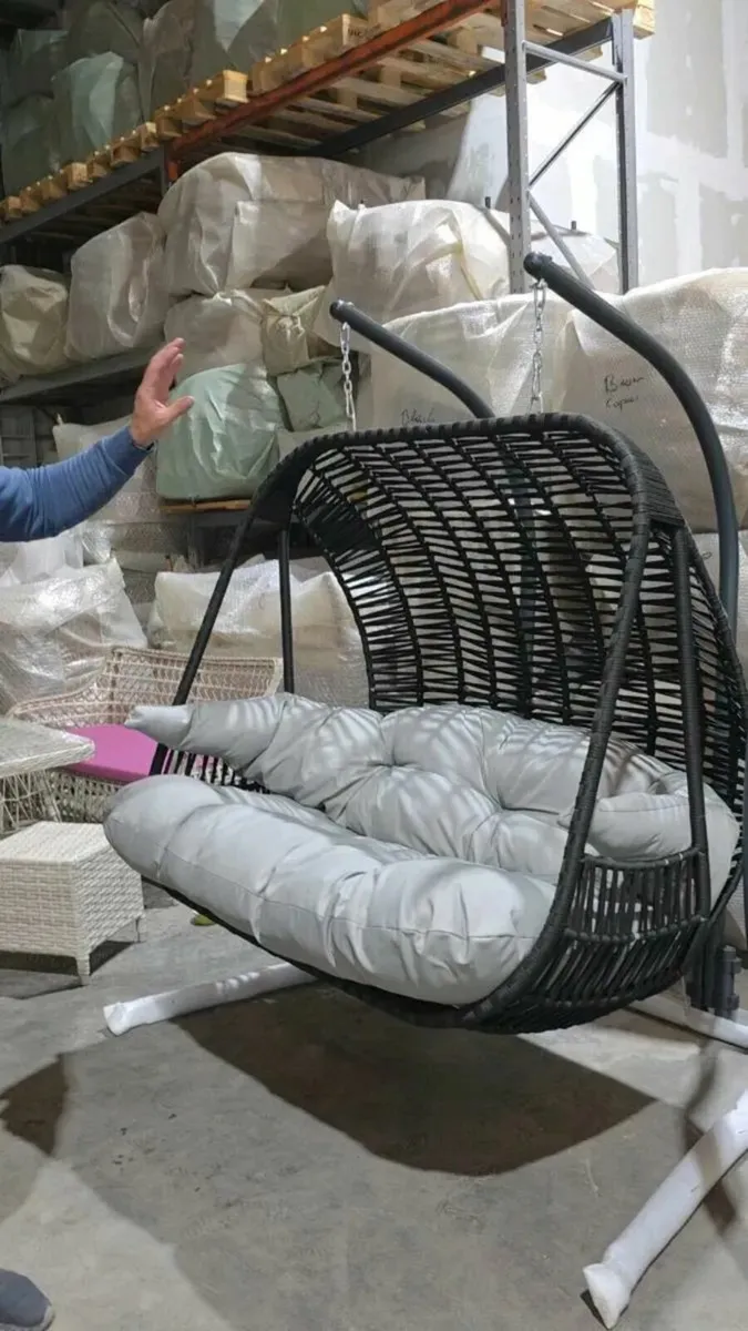 Double Egg Chair swing chair brand new - Image 3